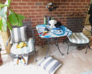 Vintage Iron Patio Table With 2 Chairs