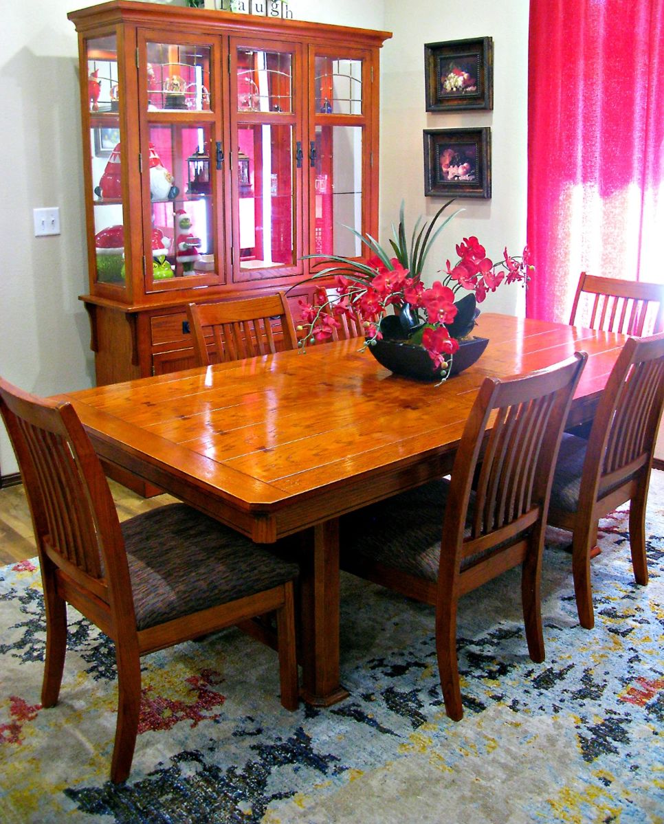 Bassett Mission Style Rectangular Trestle Table with Bow Tie Inlay W/ 6 Chairs 