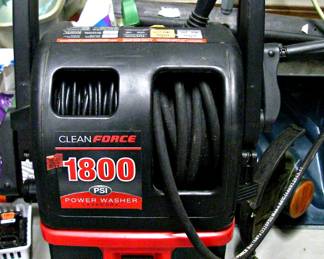 Clean Force 1800 PSI Pressure washer - Looks Like it's never been used