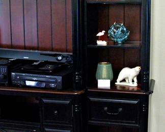 Amish Hampton 3pc Entertainment Center - Wood Color Maple - Ebony