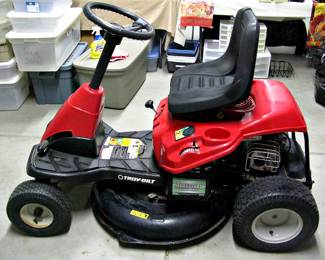 Troy-Bilt  Rider Mulching Mower 30" Cutting Width Runs and Drives Great!