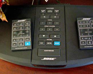Bose Wave Music System AM - FM Stereo with Remotes