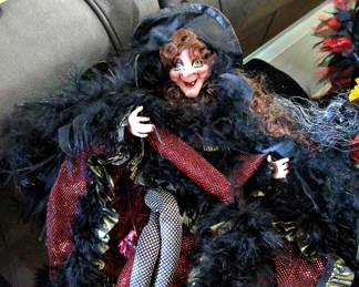 Mark Roberts Erie Ruby Jeweled Witch Doll w/box