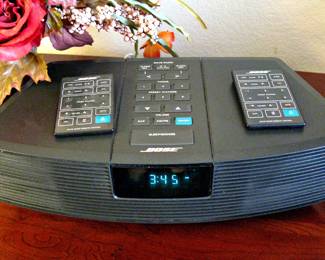 Bose Wave Music System AM - FM Stereo with Remotes