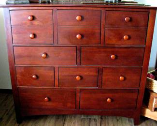 Kincaid Gathering House Mule Chest with Tilting Mirror