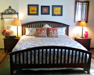 Amish Solid Wood Arched Footboard - Headboard Slat Bed King size with Pristine Quality Mattress