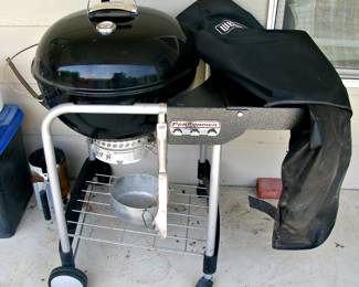 Weber Performer 22 in. Charcoal Grill with Built-In Thermometer and Storage Cover