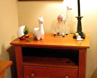 Oak 2 Drawer Side Table