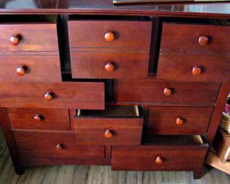 Kincaid Gathering House Mule Chest with Tilting Mirror