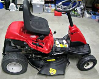 Troy-Bilt  Rider Mulching Mower 30" Cutting Width Runs and Drives Great!