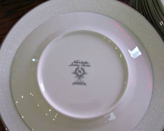 Noritake Ivory China Dishes Set