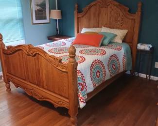 Clean Oakwood Interiors 3-Piece set
