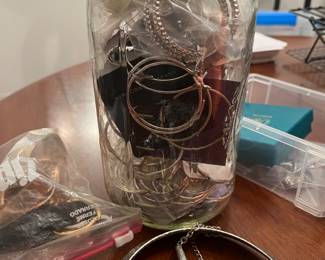 JAR OF HOOPS!