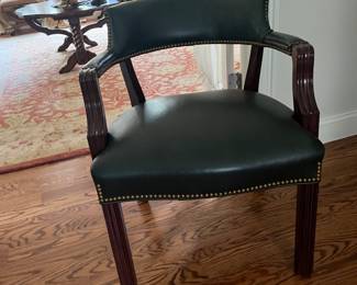 LEATHER LOOK ARM CHAIR