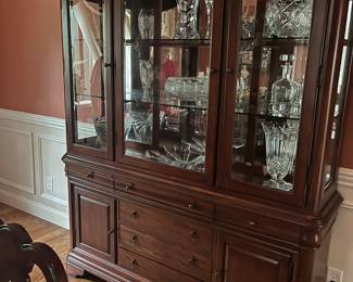 CHINA CABINET