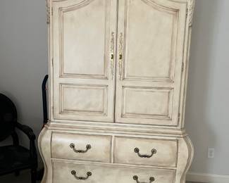 ARMOIRE