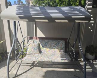 EM100Metal Patio Swing