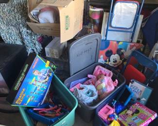 EM164Kids Toy Time Mystery Box