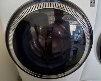 EM120V-GE Clothes Washer
