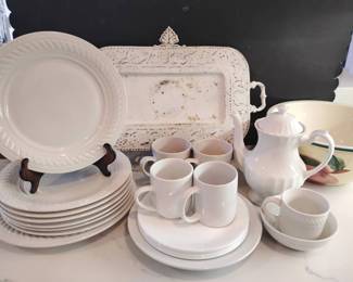 EM136Beige Dinner Set