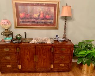 Henredon buffet. Antique lamp.