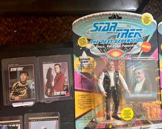 Autographed card and toy figure of Captain Scott