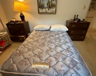 Sealy Posturepedic Queen size mattress set