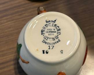 Vintage Franciscan desert rose set Made In USA. Many Rare Items