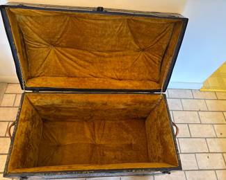 Vintage trunks - both in excellent condition