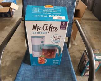 Mr. Coffee 3-quart iced tea maker, model TM75, in original packaging.