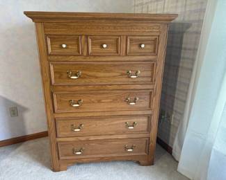 5 Style Drawer Solid Oak Dresser