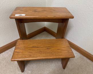 Oak 2-Step Wood Stool