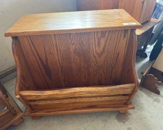 Solid Oak End Table/ Magazine Rack ( 1of 2)