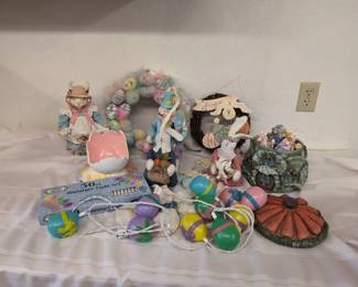 Pastel Easter Wreaths & Spring Decor