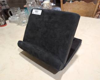 Pillow Pad Fold Away Tablet holder