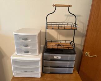 Plastic Drawer Units & 2-Tier Metal Rack