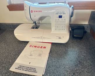 Singer One Plus Sewing Machine with Manual