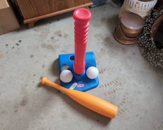 Little Tikes Tee Ball Set