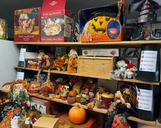 Fitz and Floyd + other holiday decor