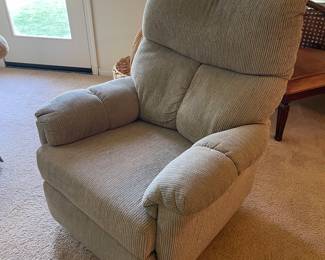 Recliner