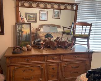Long dresser