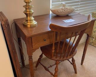 Table with extensions for smaller spaces