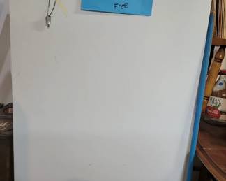 Free Freezer - Does not freeze but keeps water bottles cold