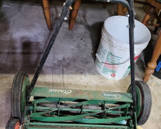 Hand Push Mower only used a couple times