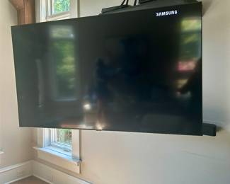 70” Samsung TV, Denon speaker