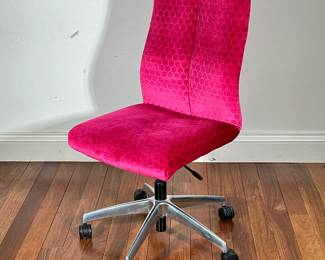 Pink Office Chair, Jasper Group | With patterned velvet upholstery on a chrome base, adjustable height
Dimensions: h. 41.25 x w. 20 x d. 20 in