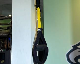 TRX SUSPENSION TRAINER| TRX suspension trainer workout equipment. n.b. first photo is a stock photo
Dimensions: h. 90 in (adjustable straps so measurement may not matter)