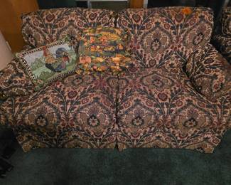Love seat
