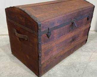 Pine Dome Top Trunk