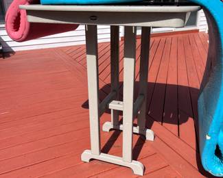Polywood high top tablr